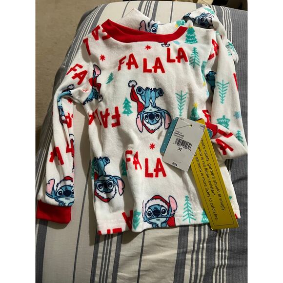 Disney unisex Toddler Stitch Christmas Holiday Print Soft Pajama Set 3T white - Picture 3 of 3